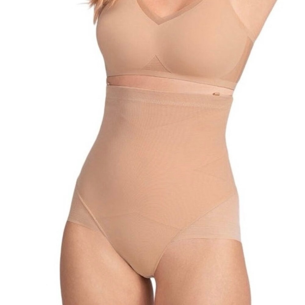HONEYLOVE SuperPower Brief Sand Women's
Size Large Shapewear